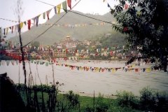 Rewalsar Lake Mandi Himachal Pradesh