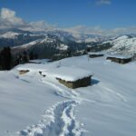 prashar-lake-trek-winter