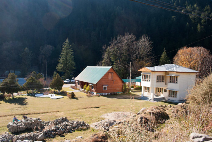 HP PWD Rest House Barot Mandi