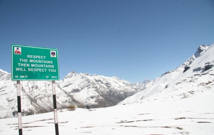 Rohtang Pass Manali Himachal Pradesh